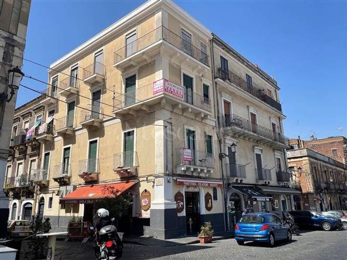 Casa in vendita in Via Carlo Ardizzone, Centro Storico, Catania
