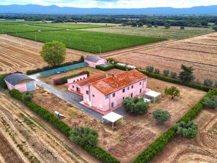 Casa con 6 locali in vendita in Castagneto Carducci