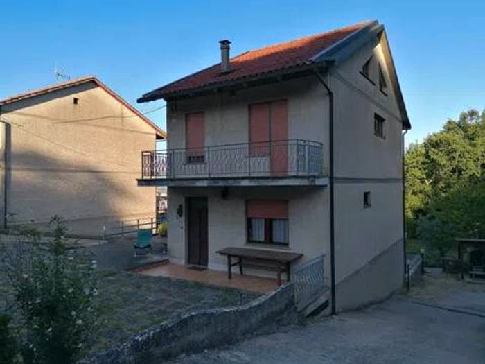 Casa con 6 locali in vendita in Strada Di Frattuccia, Collicello, Amelia