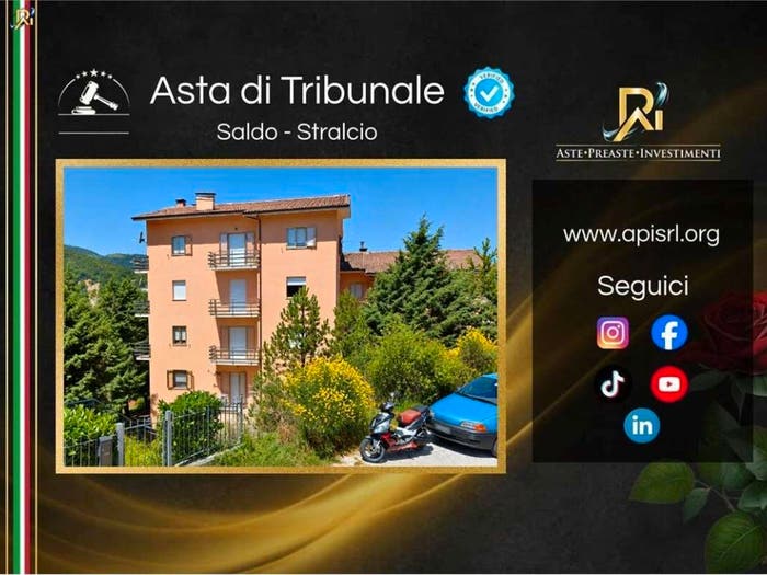 Appartamento con 6 locali in vendita in Via Giovanni Santi, Centro, Cagli