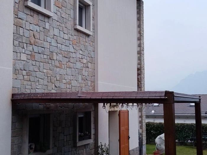Casa con 5 locali in vendita in Via Gambate, Garlate