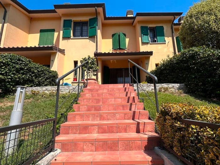 Casa trilocale in vendita in Via Calcina, Castel San Pietro Terme