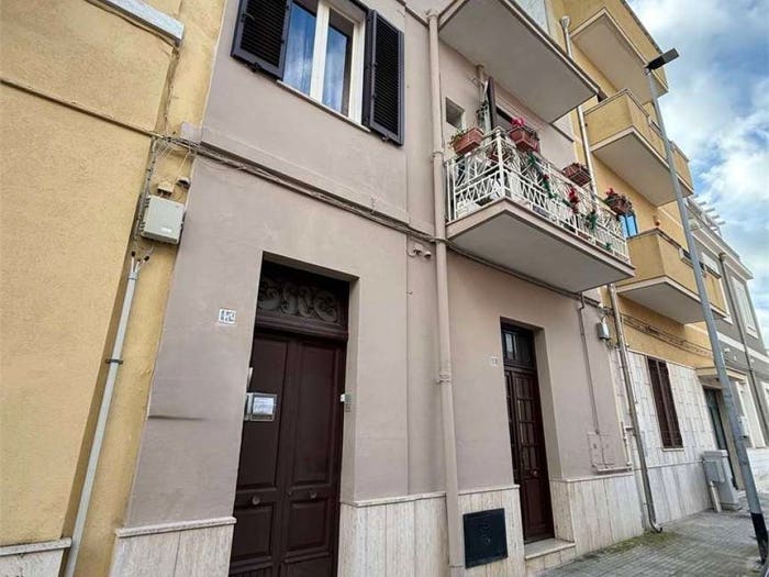 Casa con 5 locali in vendita in Via Fulvia, Cappuccini, Brindisi