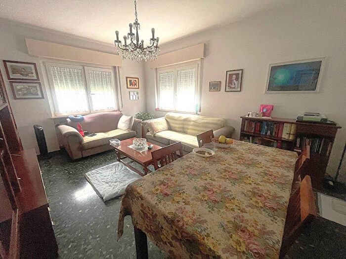 Appartamento con 5 locali in vendita in Via Giambattista Tiepolo, Volontari Planis, Udine