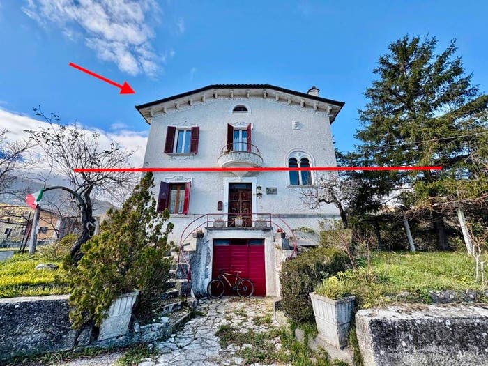Appartamento con 5 locali in vendita in FRAZ CANCELLI, Fabriano
