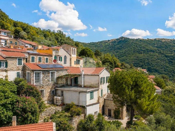 Casa con 6 locali in vendita in Via Giuseppe Verdi, Pantasina, Vasia