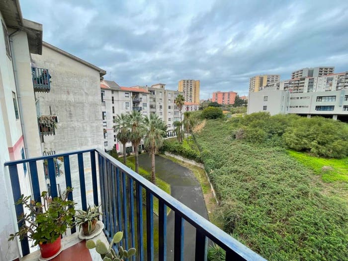 Appartamento con 5 locali in vendita in Viale Grimaldi, Villaggio Sant'Agata, Catania