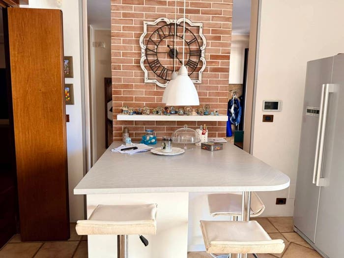 Appartamento con 6 locali in vendita in Via Giuseppe Pinelli, Centro, Galatone