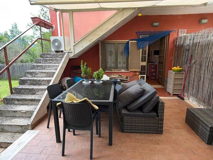Casa trilocale in vendita in Via di Cadoccia, Canterano