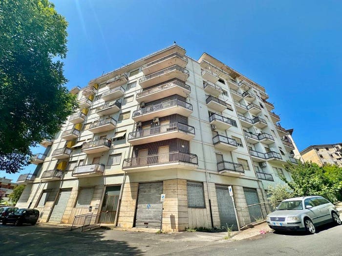 Appartamento bilocale in vendita in Via Francesco Cilea, Stadio Città, Cosenza