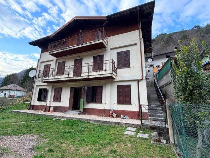 Casa con 6 locali in vendita in chiusaforte, Chiusaforte