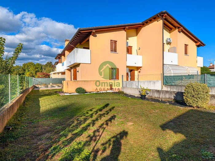 Appartamento trilocale in vendita in Via Tintoretto, Tezze sul Brenta