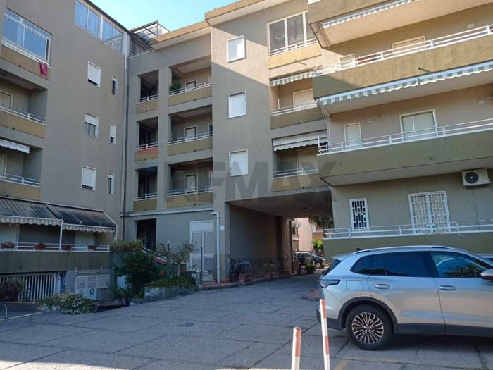 Appartamento bilocale in vendita in via Giuseppe Garibaldi, Calatabiano