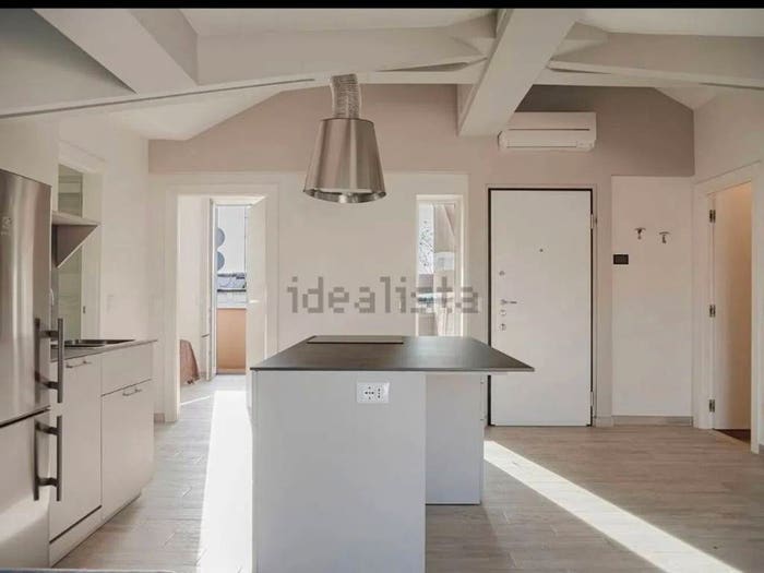 Appartamento trilocale in vendita in Via Vittorio Veneto SNC, Centro, Alassio