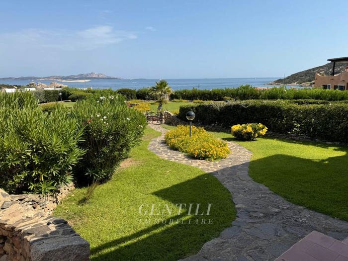 Appartamento quadrilocale in vendita in Via Maestrale, Baja Sardinia, Arzachena
