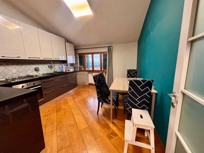 Appartamento quadrilocale in vendita in Via Firenze, La Querce, Prato