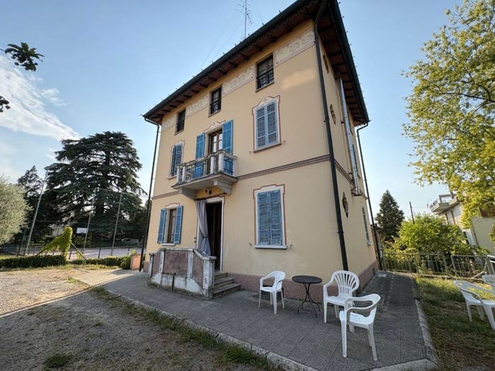 Casa con 6 locali in vendita in Centro, Cavriago
