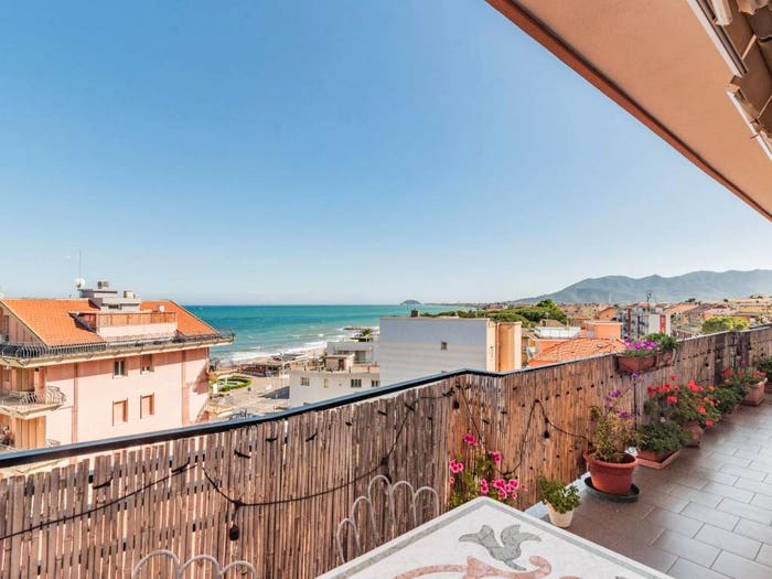 Casa con 6 locali in vendita in Via Roma, Centro, Ceriale