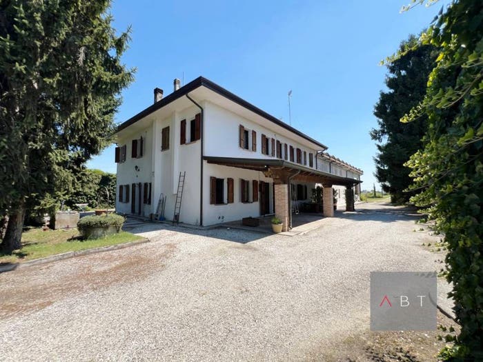 Casa con 6 locali in vendita in Centro, Piazzola sul Brenta