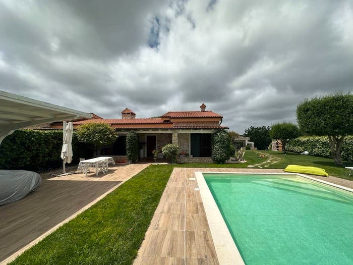 Casa con 6 locali in vendita in Via del Fontanile di Mezzaluna, Aranova, Fiumicino