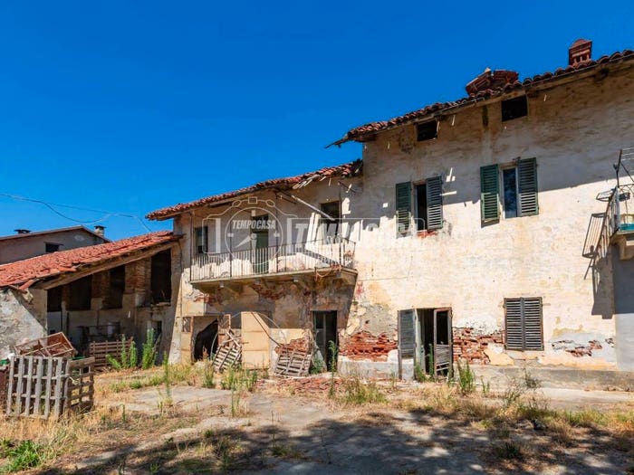 Casa con 5 locali in vendita in Via della Giusiana, San Vittore, Fossano