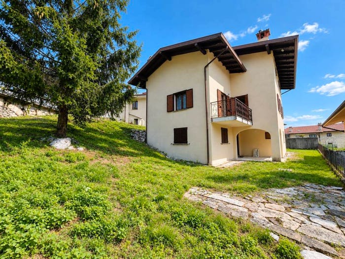 Casa con 5 locali in vendita in Via Monteaperta, Monteaperta, Taipana