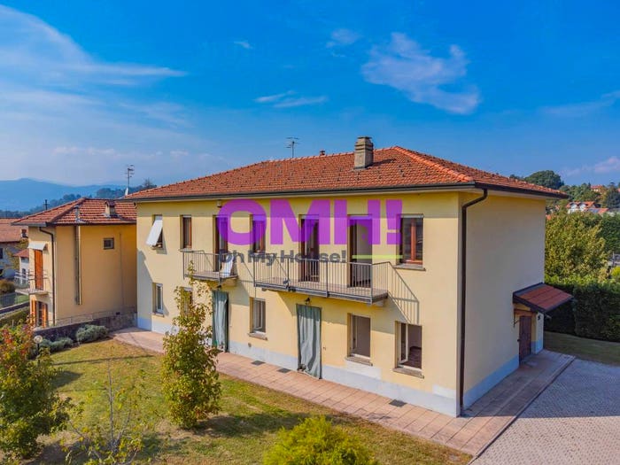 Casa con 6 locali in vendita in Via Giacomo Matteotti, Centro, Monvalle