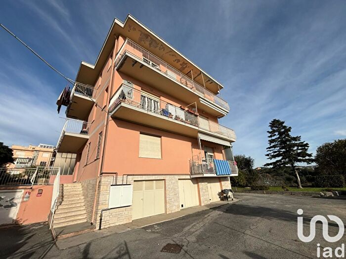 Appartamento bilocale in vendita in Via Piste, Loano