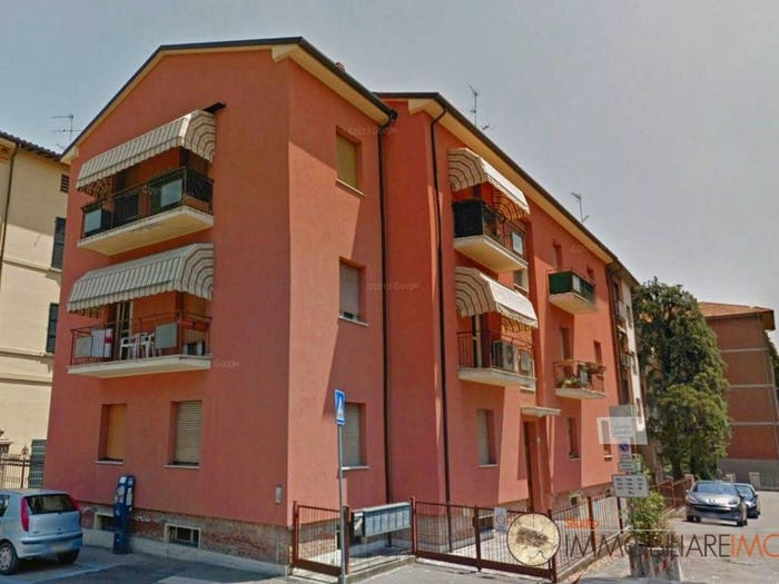 Appartamento trilocale in affitto in Viale Gianbattista Zappi, Centro Storico, Imola