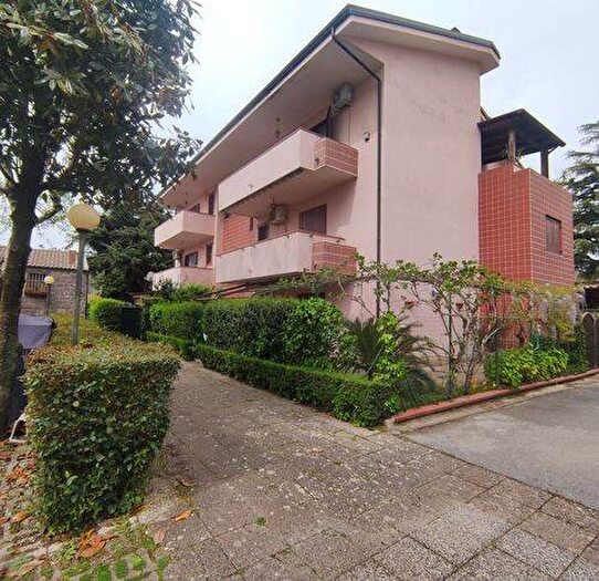 Appartamento bilocale in vendita in Via Ferdinando Rossi, Casertavecchia Casola, Caserta