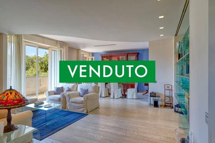 Appartamento con 5 locali in vendita in Via Ippolito Rosellini, Isola, Milano