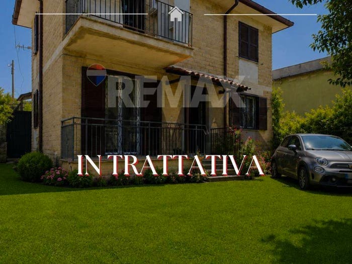 Casa trilocale in vendita in VIA COSTA DEI FRATI, Centro, Formello