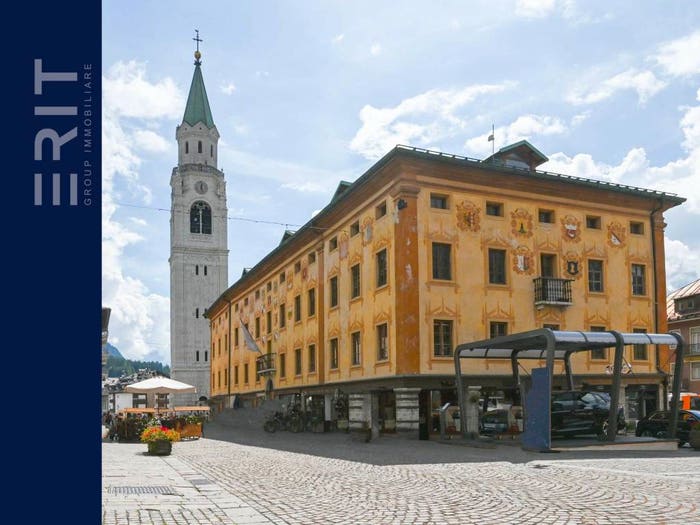 Casa con 6 locali in vendita in Località Corso Italia, Centro, Cortina d'Ampezzo