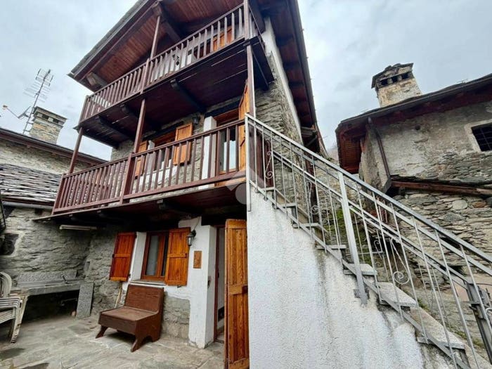 Casa bilocale in vendita in Frazione Messigné, Messignè, Nus