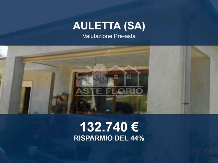 Casa con 6 locali in vendita in Mattina, Auletta