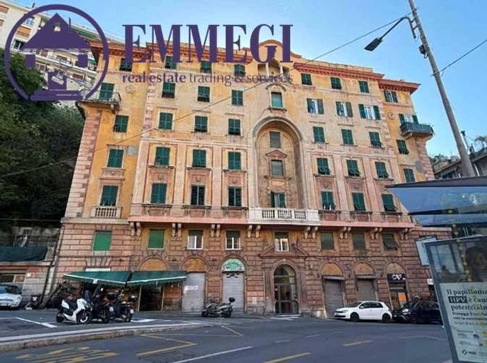 Appartamento trilocale in vendita in Via venezia, Dinegro, Genova