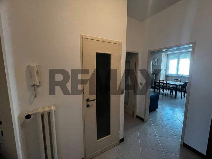Appartamento trilocale in vendita in Via Ugo Betti, Gallaratese, Milano