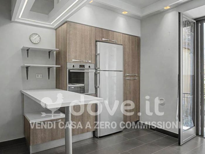 Appartamento trilocale in vendita in Viale San Francesco D'Assisi, Centro, Fondi