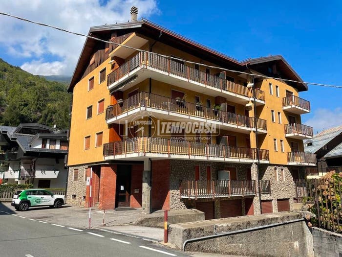 Appartamento trilocale in vendita in Corso Nizza Sant'Antonio, Centro, Limone Piemonte
