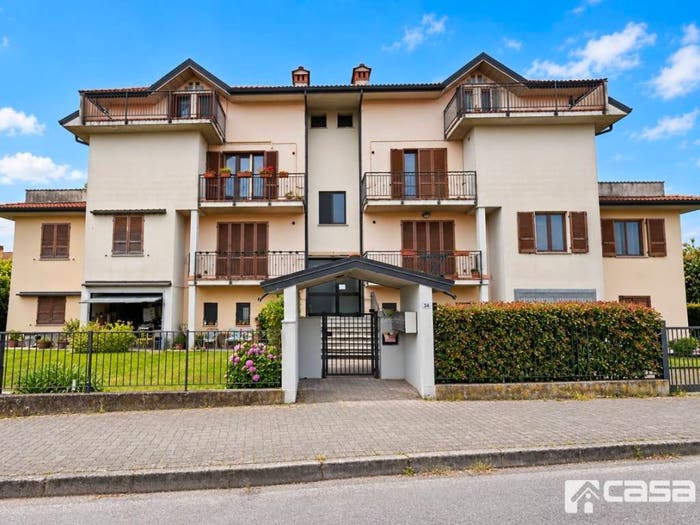 Appartamento trilocale in vendita in Via Giovanni Pascoli, Centro, Arzago d'Adda