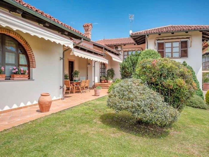 Casa con 6 locali in vendita in tigli, Piobesi d'Alba