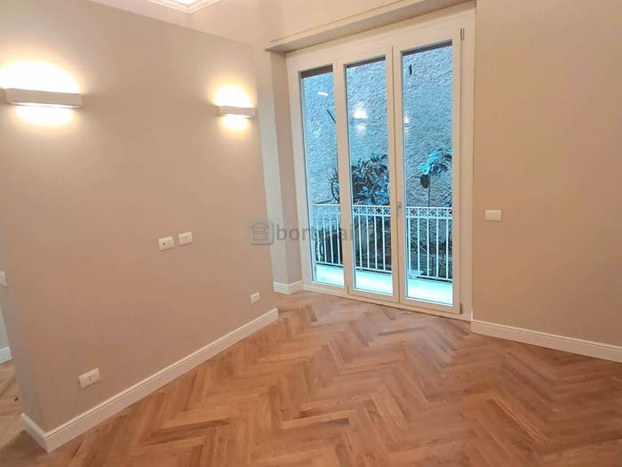 Appartamento con 6 locali in vendita in Viale Mojon, San Vincenzo, Genova