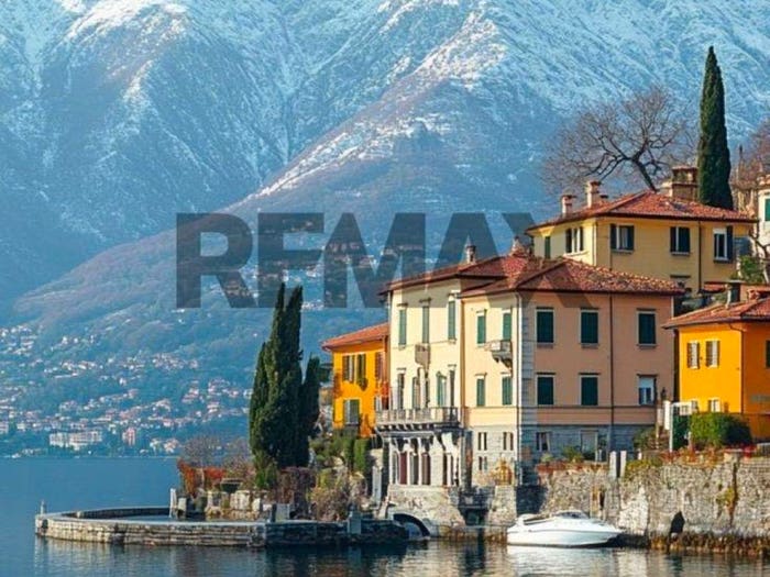Casa con 5 locali in vendita in Gargnano