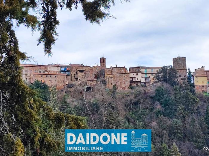 Casa con 5 locali in vendita in Via del Giglio, Montecatini Val di Cecina