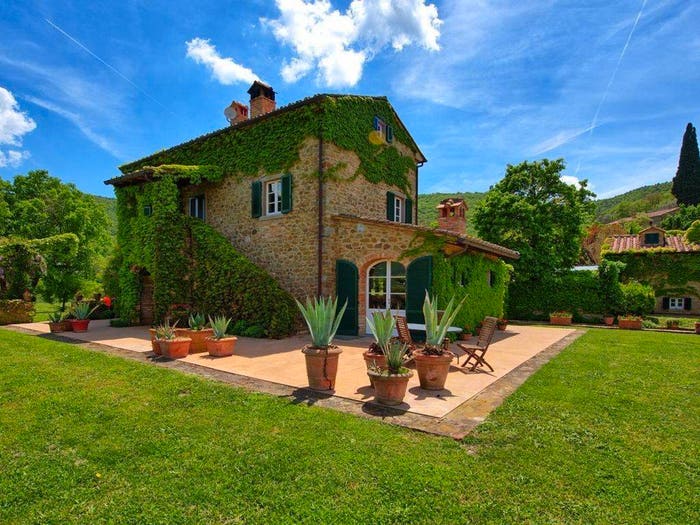 Casa con 6 locali in vendita in Piazza Luca Signorelli, Centro, Cortona