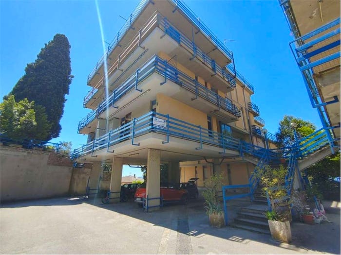 Appartamento quadrilocale in vendita in Centro, Montecchio
