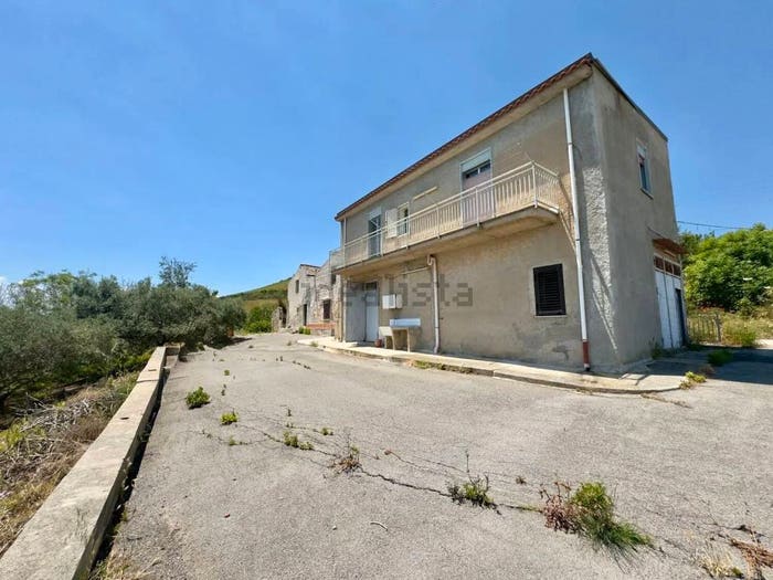 Casa con 6 locali in vendita in Contrada Bosco, Caccamo