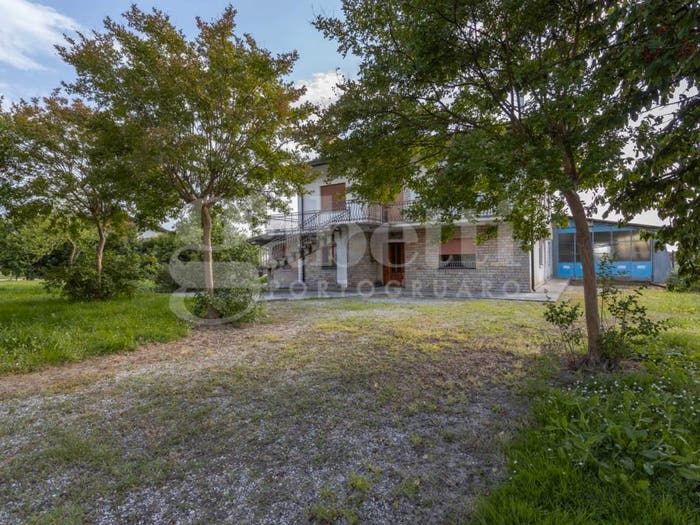 Appartamento quadrilocale in vendita in Via Rinascimento, Centro, Concordia Sagittaria
