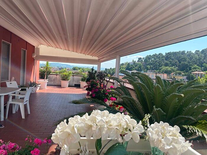 Casa quadrilocale in vendita in Soria, Pesaro