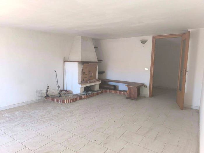 Casa quadrilocale in vendita in Via Campo Sportivo, Centro, Mercato San Severino